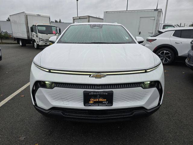 New 2026 Chevrolet Equinox EV LT AWD/4WD image 8