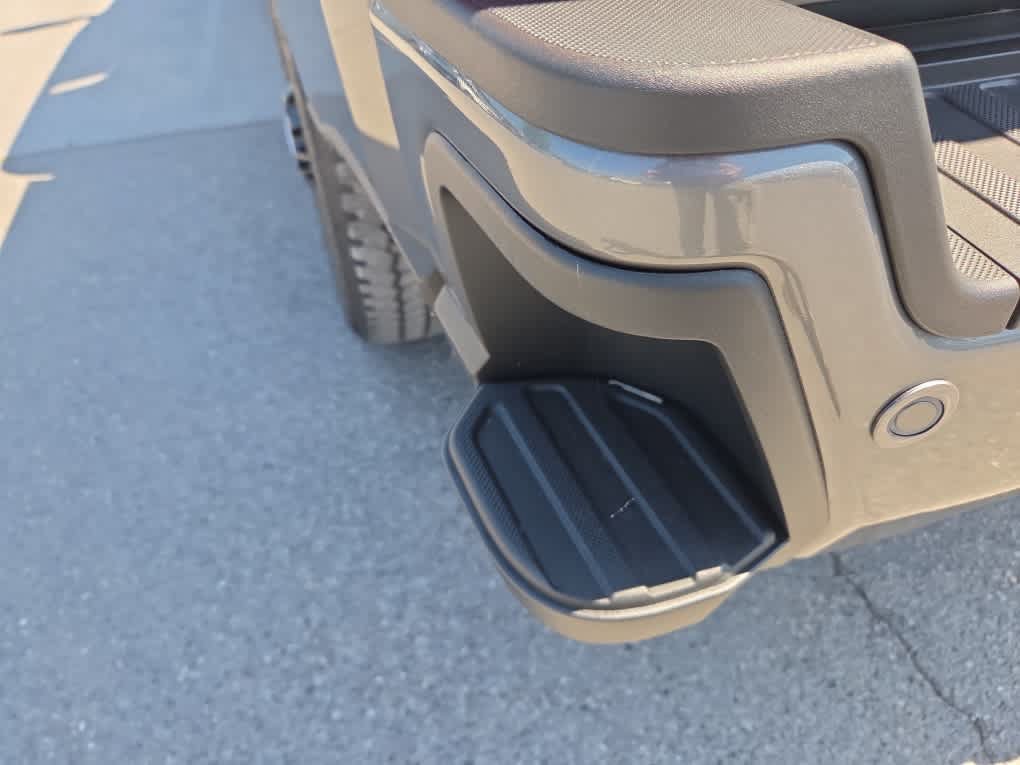 New 2026 Ford F350 Platinum AWD/4WD image 9