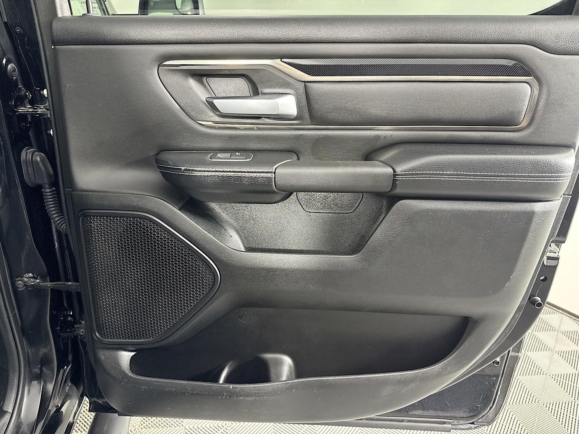 Used 2019 RAM 1500 Sport w/ Level 2 Equipment Group image 27