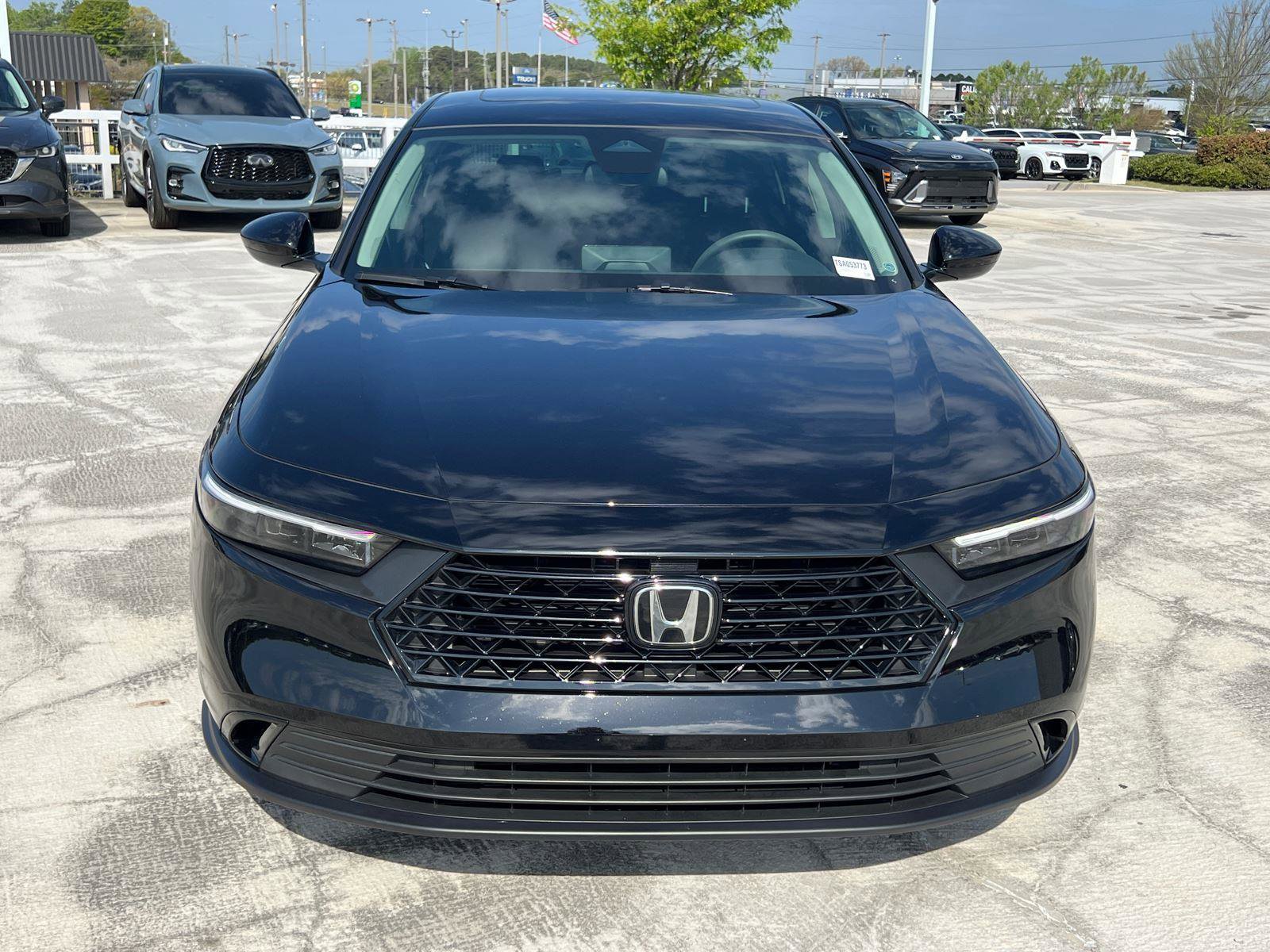 Used 2025 Honda Accord SE image 2