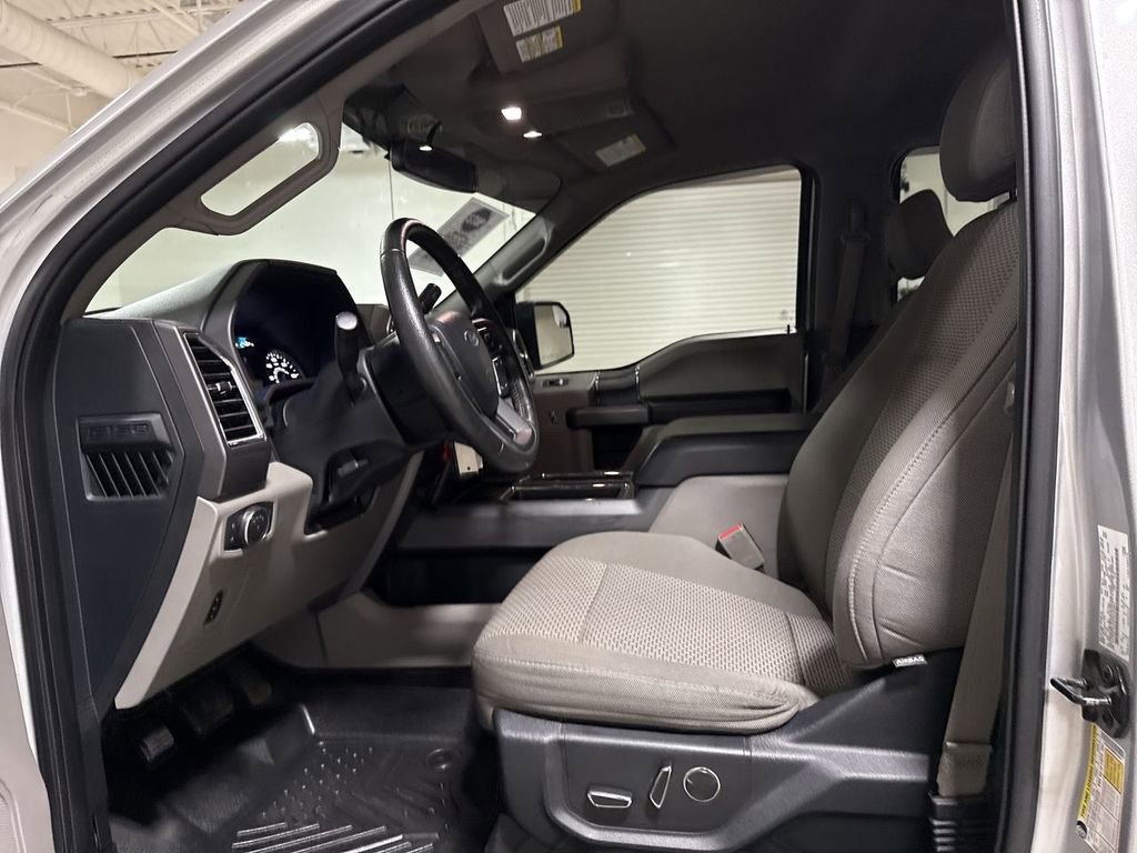 Used 2015 Ford F150 XLT w/ Equipment Group 302A Luxury AWD/4WD image 19