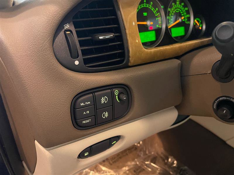 Used 2006 Jaguar S-TYPE 3.0 image 16