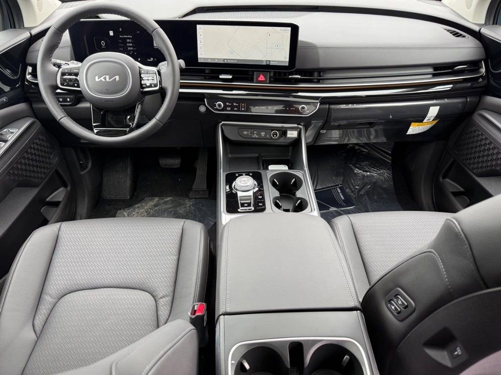 New 2026 Kia Carnival SX Prestige FWD image 11