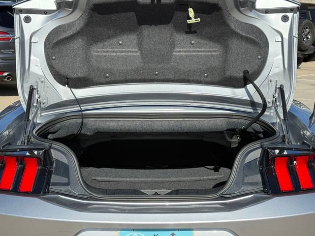 Used 2025 Ford Mustang EcoBoost image 24