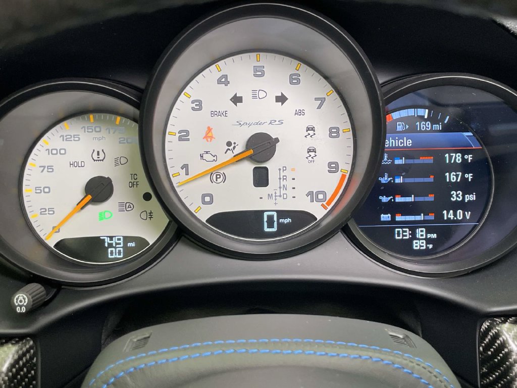 Certified 2025 Porsche 718 Boxster Spyder RS RWD image 37