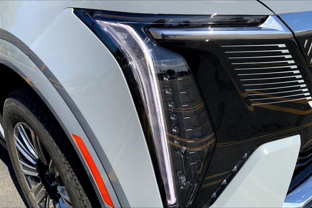 New 2026 Cadillac Escalade IQL Luxury image 14