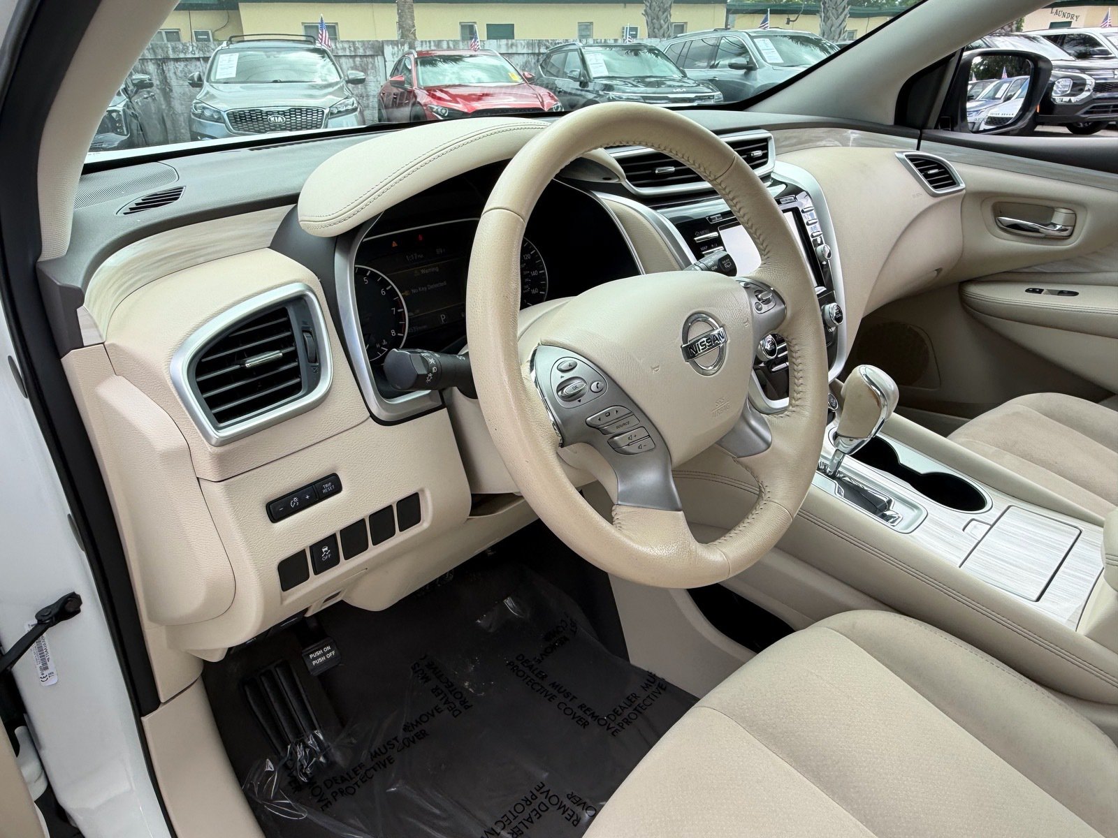 Used 2016 Nissan Murano SV FWD image 10