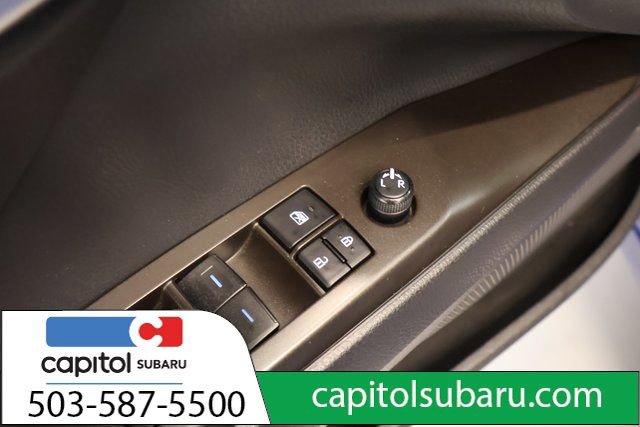 Used 2023 Toyota Camry SE image 12