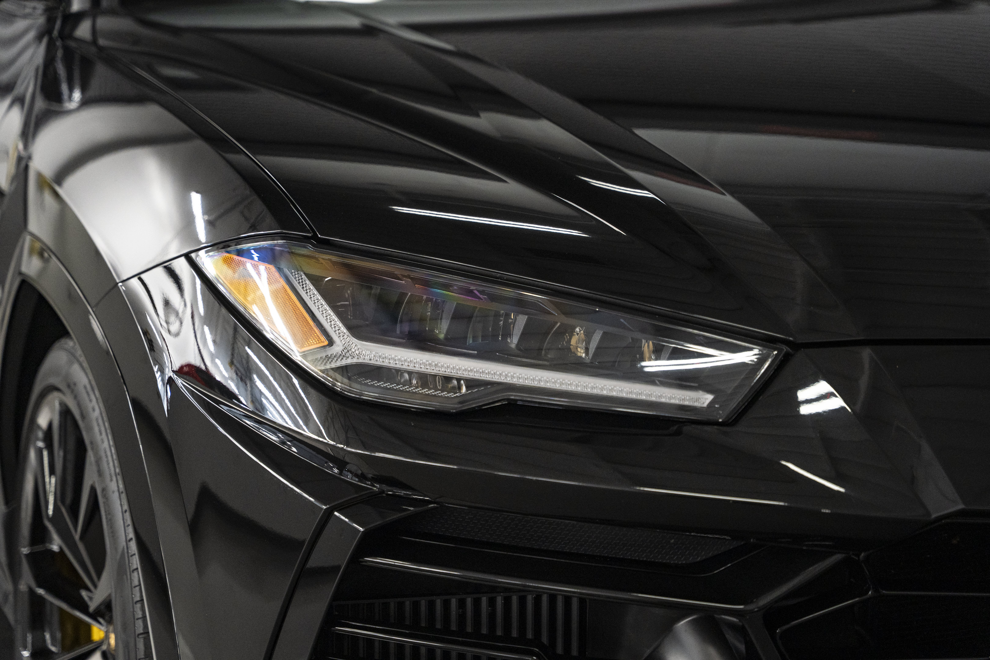 Used 2022 Lamborghini Urus AWD/4WD image 9