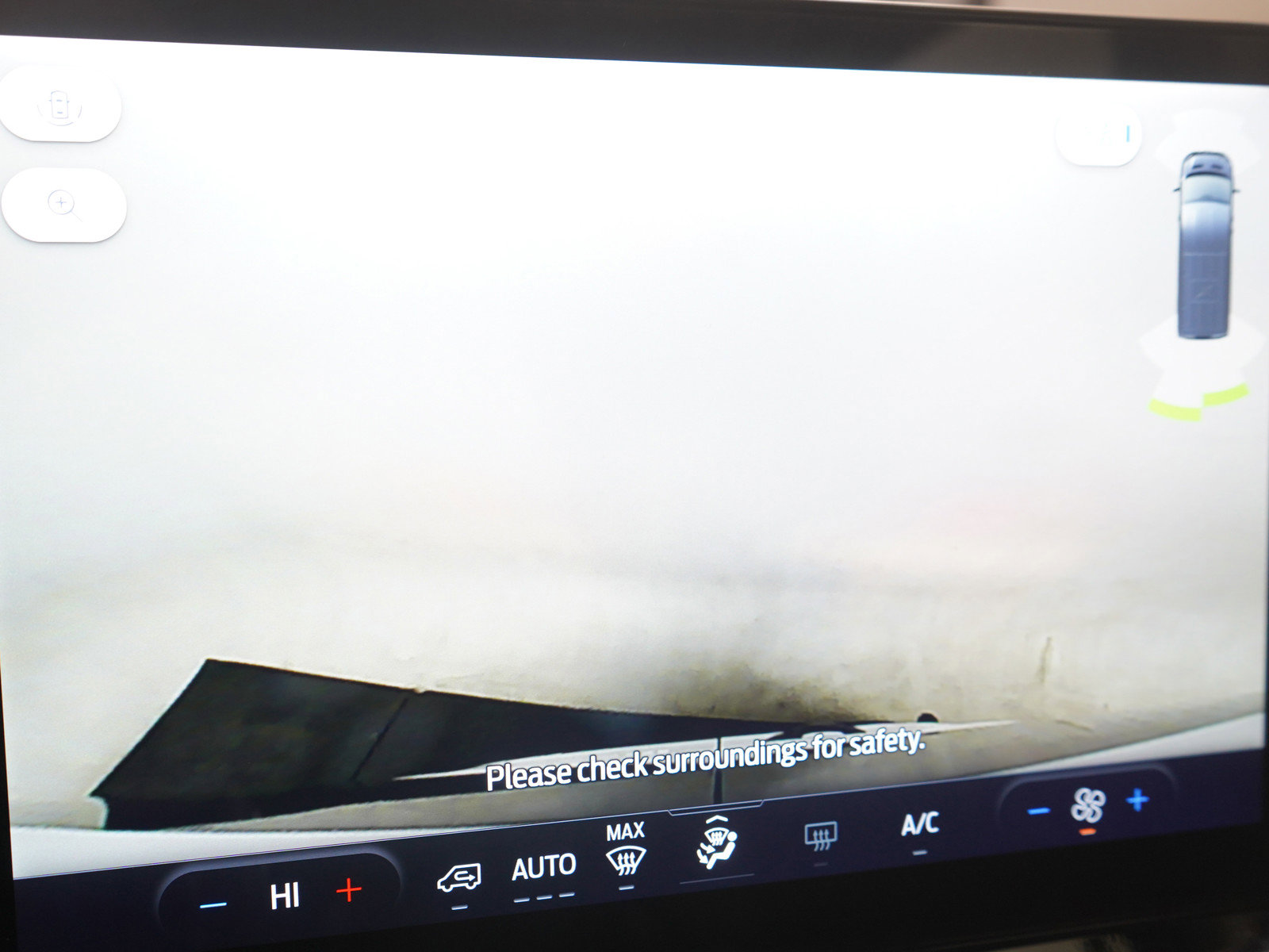 Used 2024 Ford Transit 350 XLT image 27