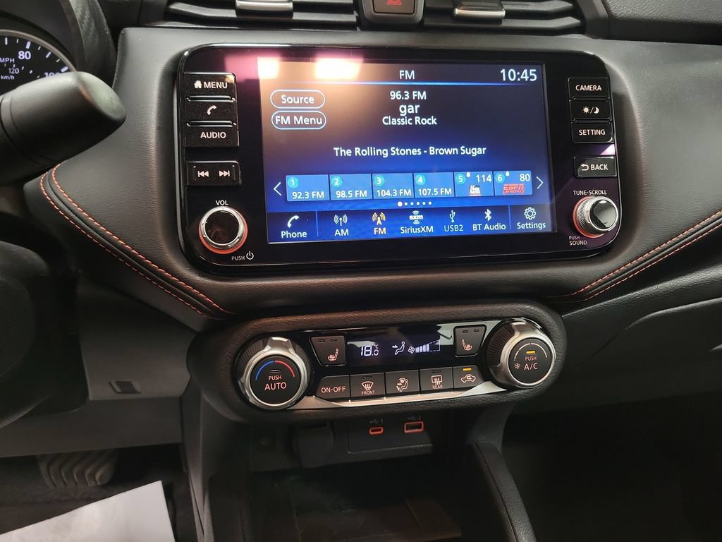 Used 2024 Nissan Versa SR FWD image 17