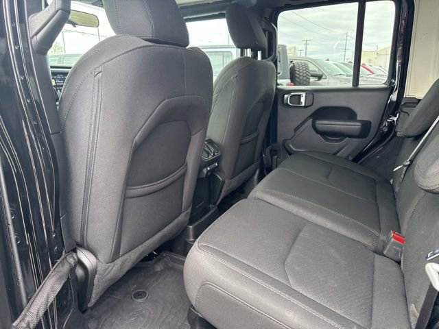 Used 2023 Jeep Wrangler Unlimited AWD/4WD image 15