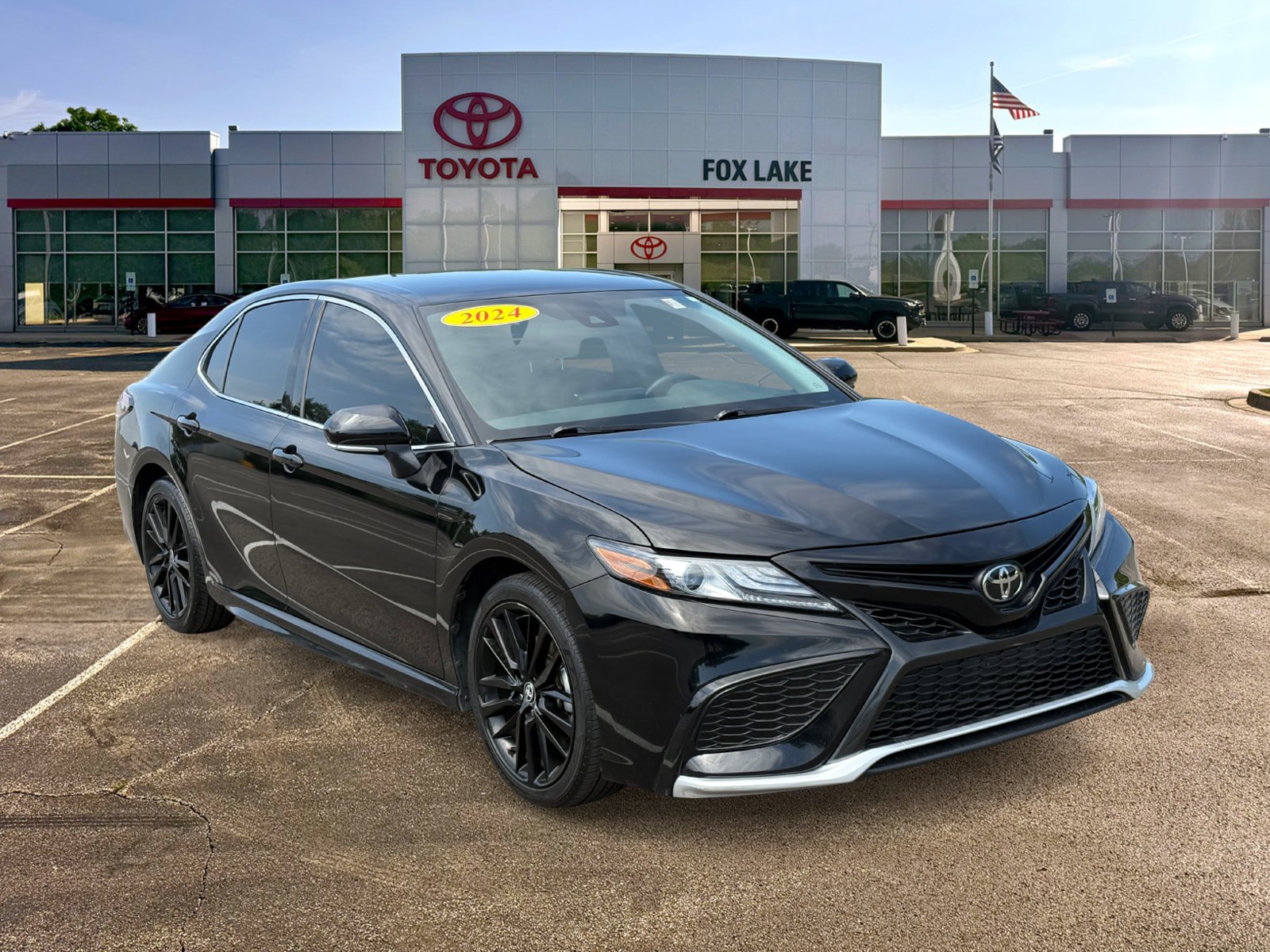 Used 2024 Toyota Camry XSE FWD image 7