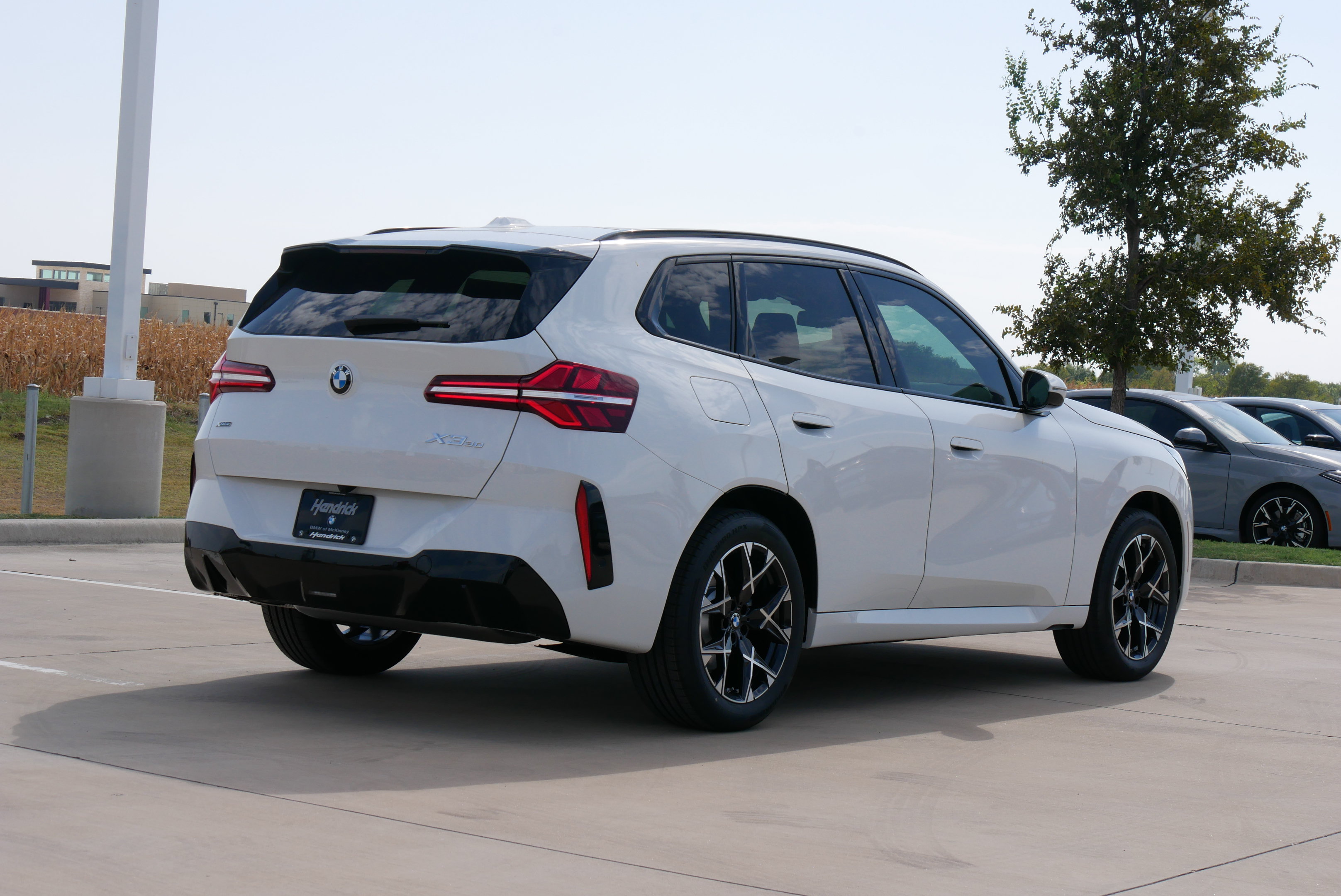 New 2026 BMW X3 xDrive30i w/ M Sport Package AWD/4WD image 8