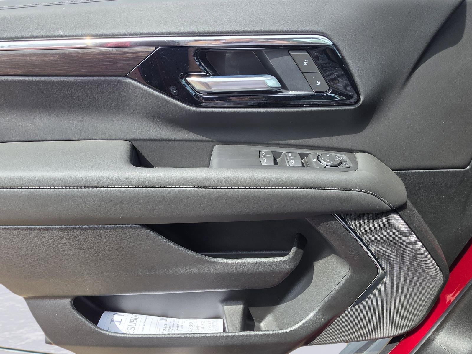 New 2026 Chevrolet Suburban LS RWD image 17