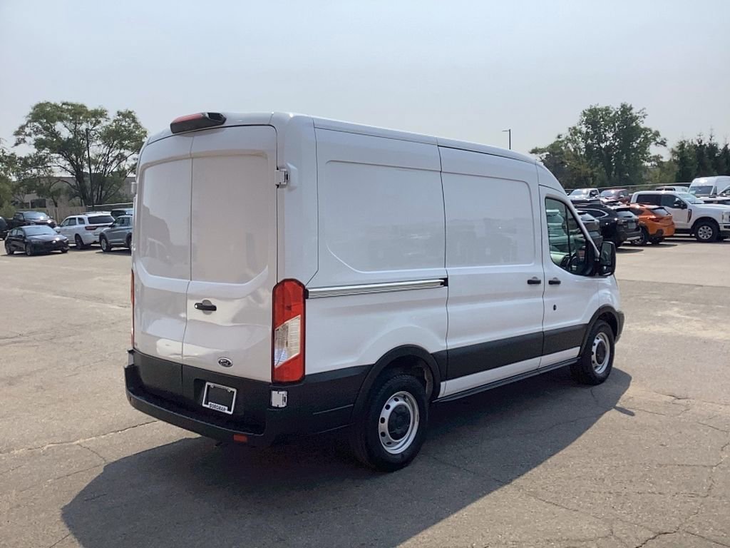 Used 2019 Ford Transit 150 130 Medium Roof image 2