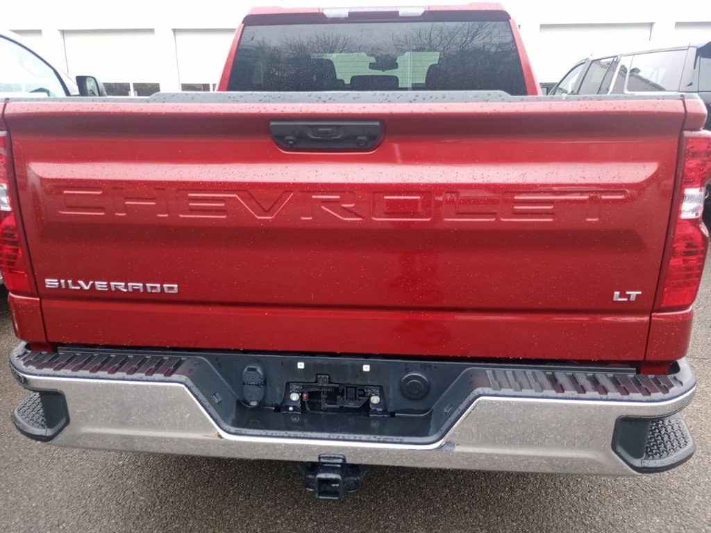 Used 2022 Chevrolet Silverado 1500 LT w/ Protection Package image 6