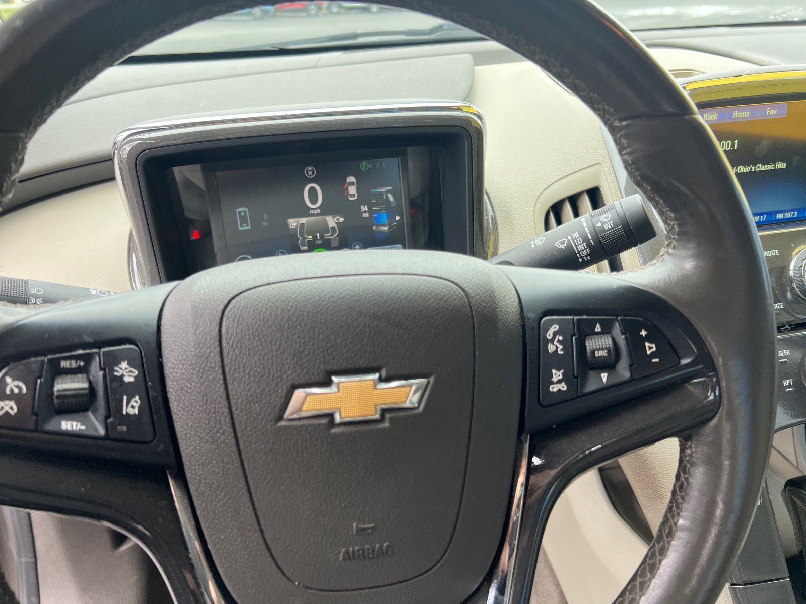 Used 2014 Chevrolet Volt Premium w/ Premium Trim Package FWD image 11