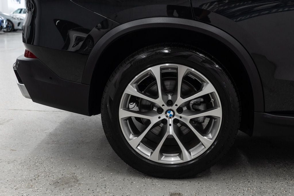 Used 2026 BMW X5 xDrive40i AWD/4WD image 44