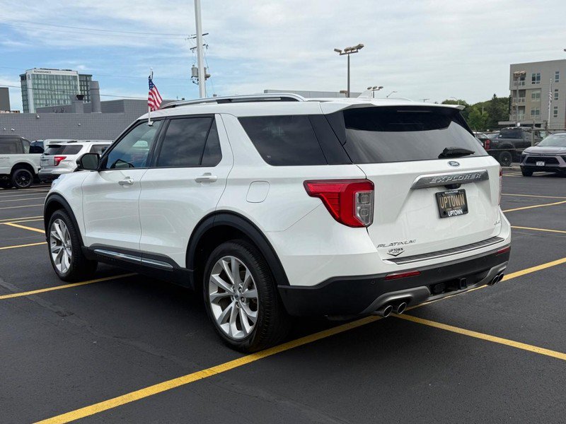 Certified 2023 Ford Explorer Platinum w/ Technology Package AWD/4WD image 8