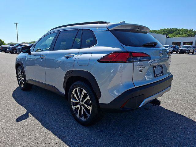 Certified 2023 Toyota Corolla Cross XLE w/ Convenience Package AWD/4WD image 4
