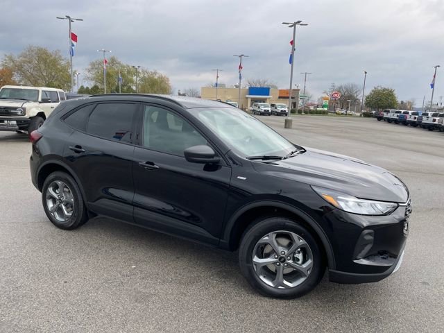 New 2026 Ford Escape ST-Line AWD/4WD image 2