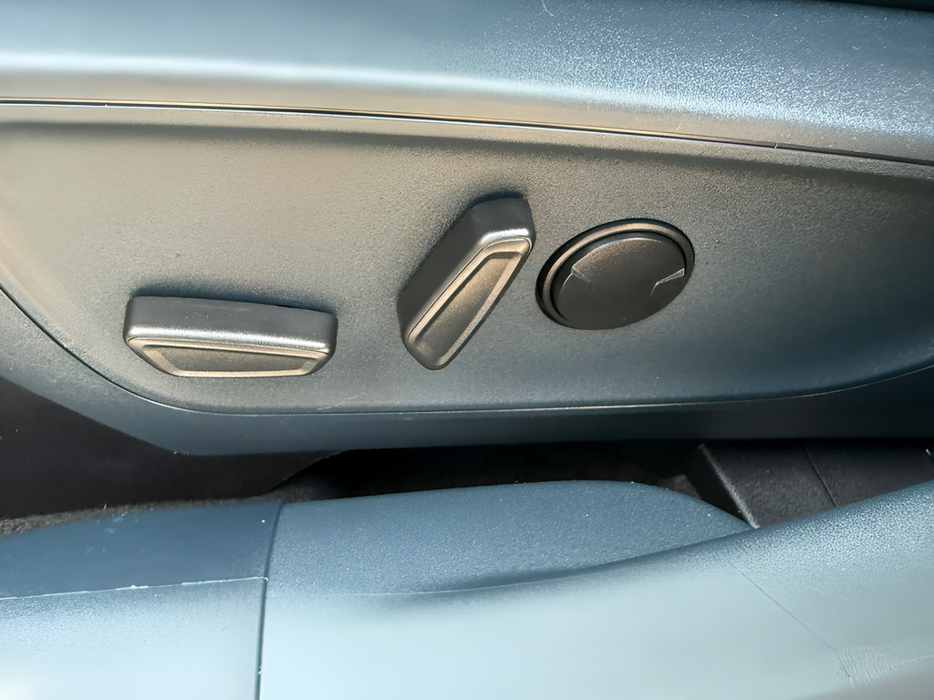 Certified 2024 Ford Maverick Lariat AWD/4WD image 22