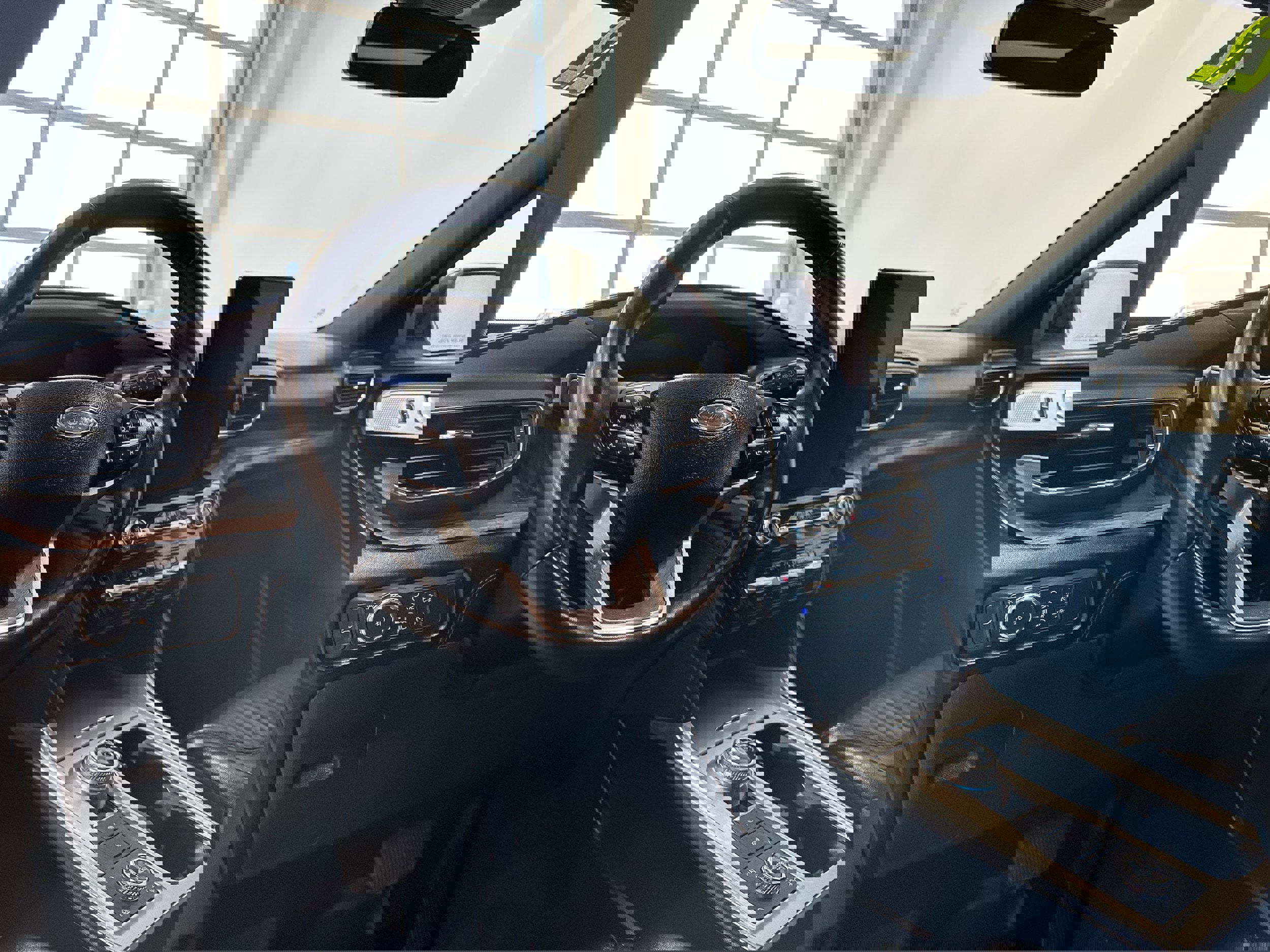 Used 2022 Ford Explorer Platinum w/ Equipment Group 601A image 10