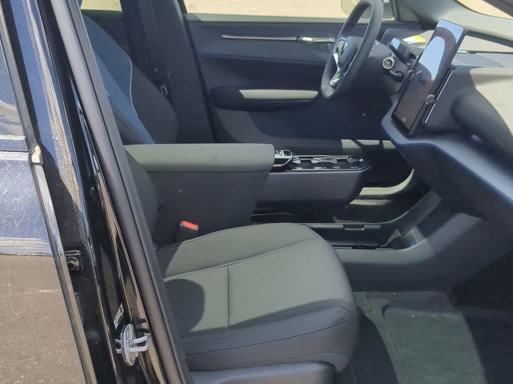 New 2026 Volvo EX30 Cross Country Ultra w/ Protection Package Premier AWD/4WD image 20