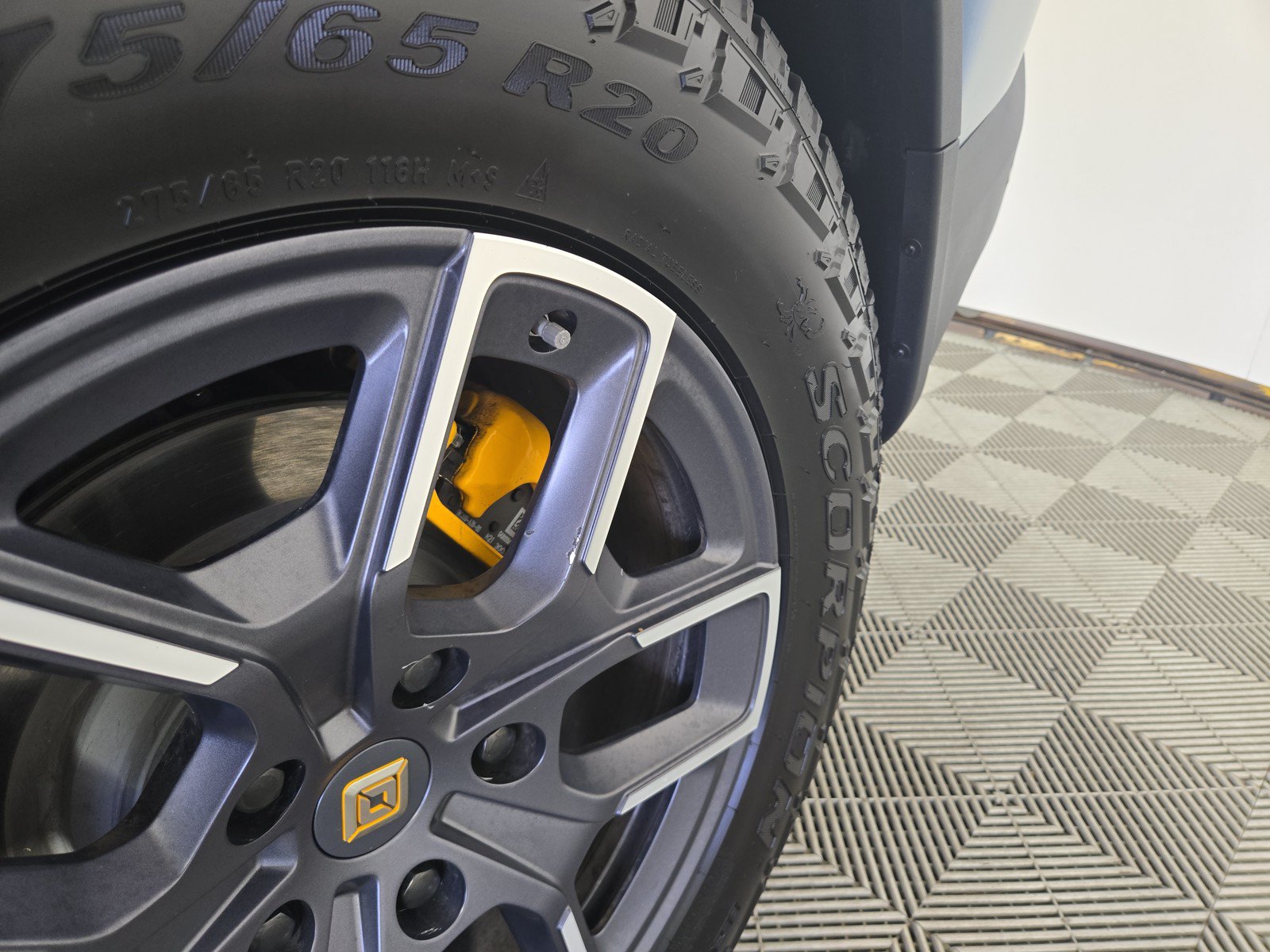 Used 2022 Rivian R1T Launch Edition AWD/4WD image 33