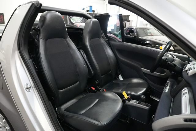 Used 2013 smart fortwo passion image 21