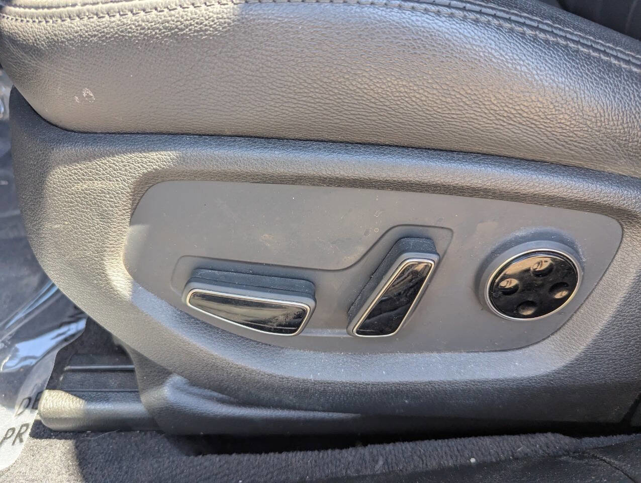 Used 2018 Genesis G80 3.8 image 21