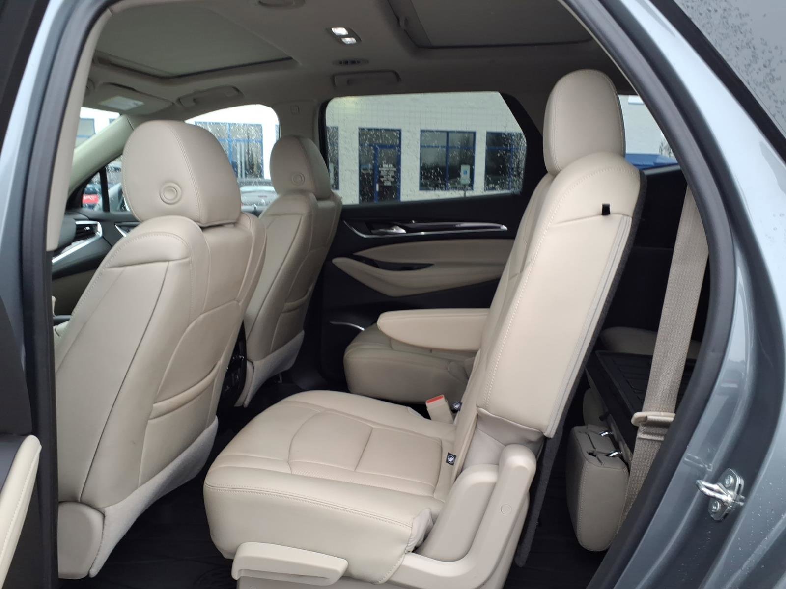 Used 2021 Buick Enclave Essence w/ Sound and Sites Package image 11