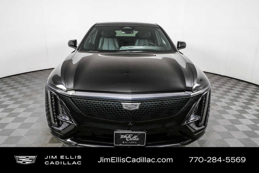 Used 2024 Cadillac Lyriq Sport AWD/4WD image 27