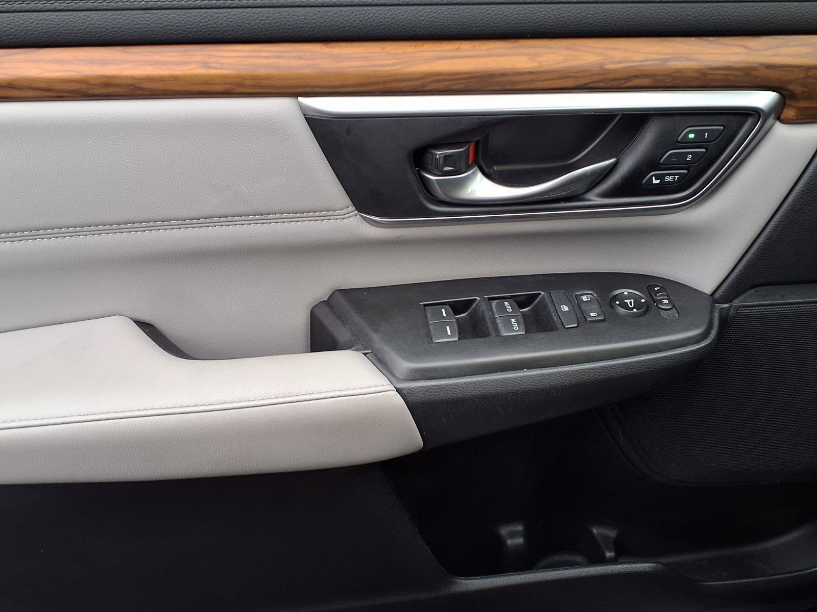 Used 2019 Honda CR-V EX-L image 14