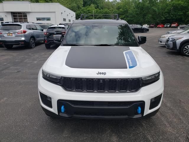 Used 2022 Jeep Grand Cherokee Trailhawk AWD/4WD image 10