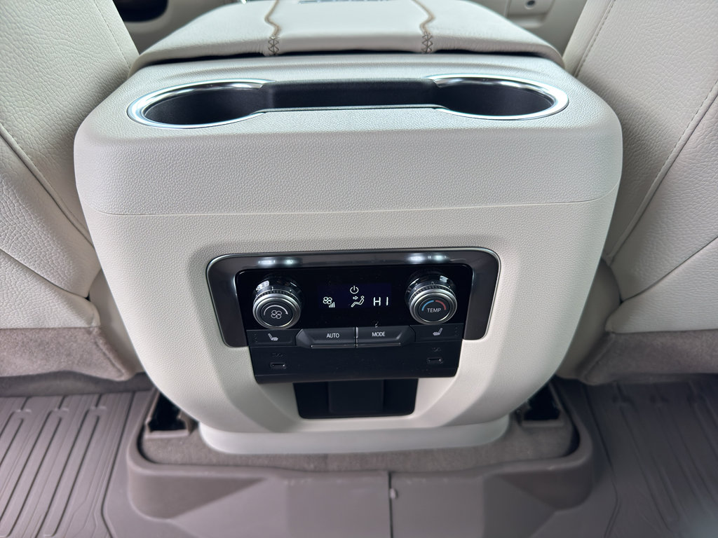 New 2026 GMC Yukon XL Denali image 19