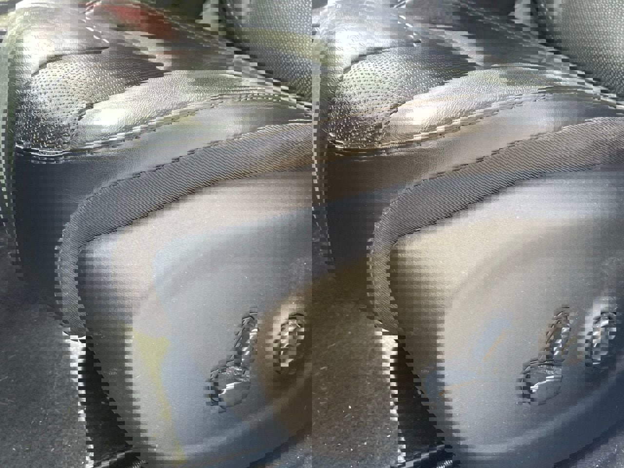 Used 2019 Jeep Cherokee Limited image 7