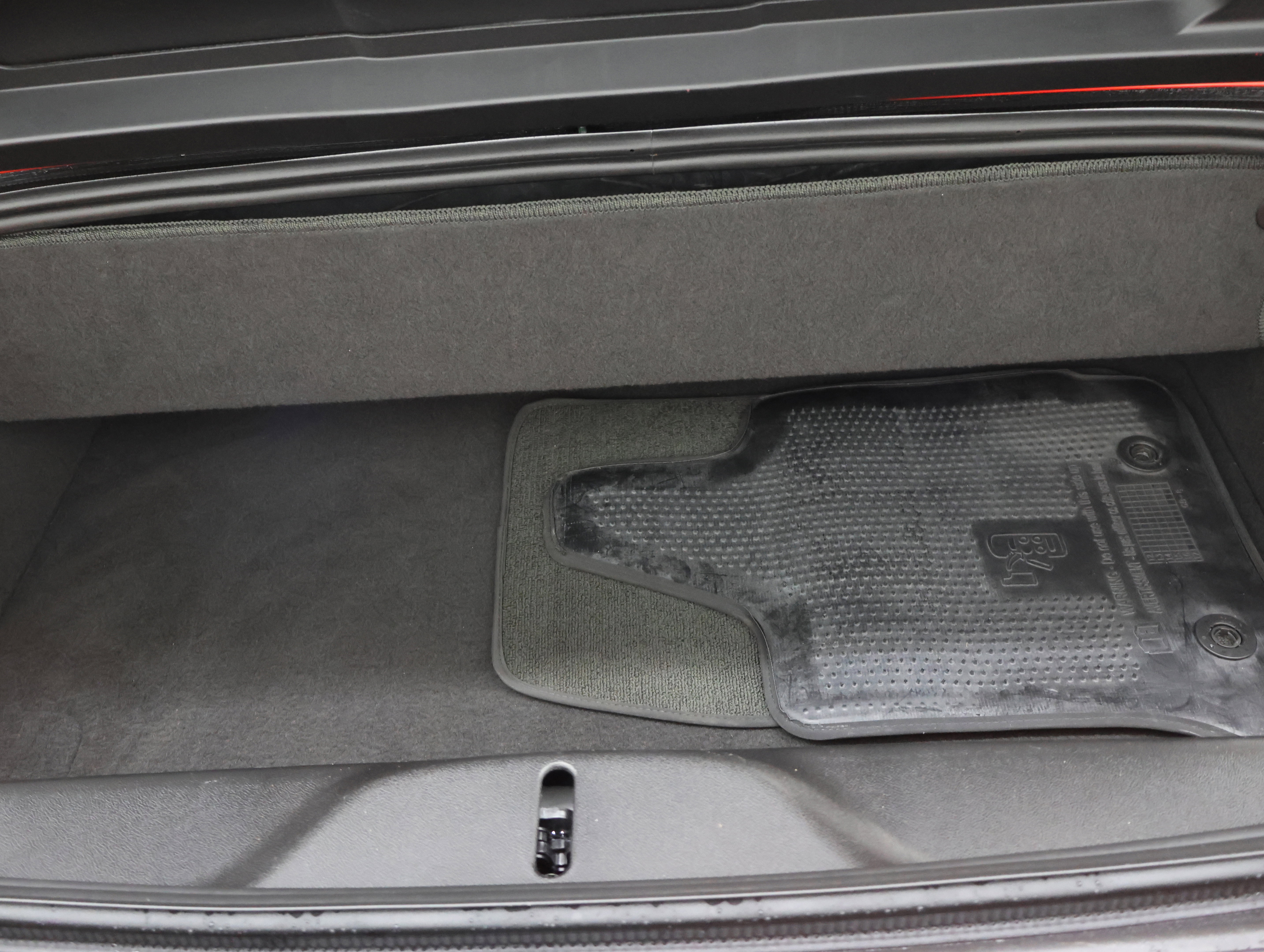 Used 2015 Chevrolet Corvette Stingray Convertible w/ 3LT Preferred Equipment Group image 25