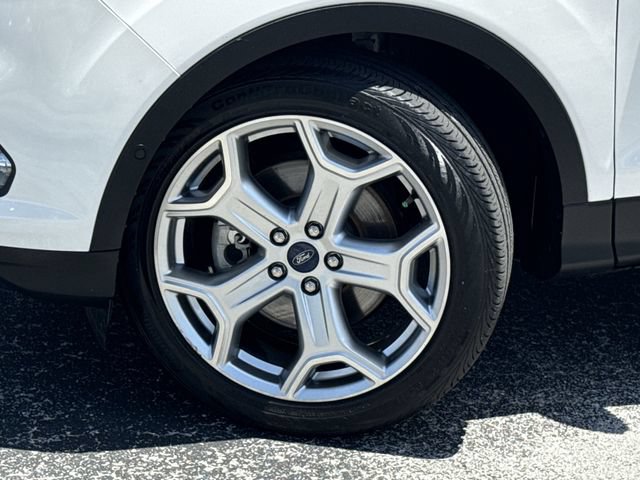 Used 2019 Ford Escape Titanium w/ U0J03 - Titanium Tow Package FWD image 42