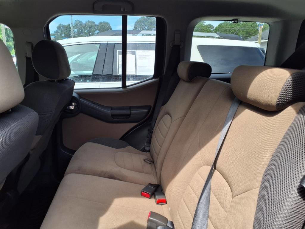 Used 2006 Nissan Xterra S w/ (U01) Utility Pkg image 7