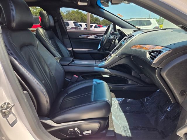 Used 2019 Lincoln MKZ Reserve w/ Reserve Plus Package AWD/4WD image 18