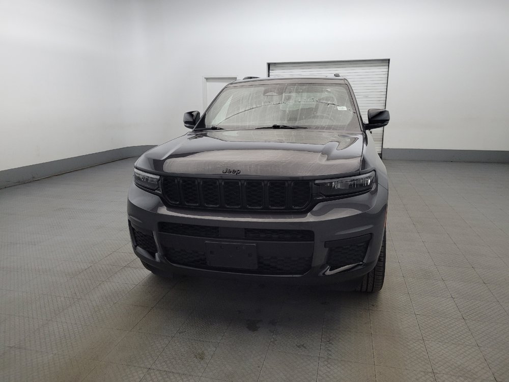 Used 2023 Jeep Grand Cherokee L Laredo AWD/4WD image 15