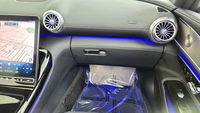 Used 2024 Mercedes-Benz SL 43 AMG image 40