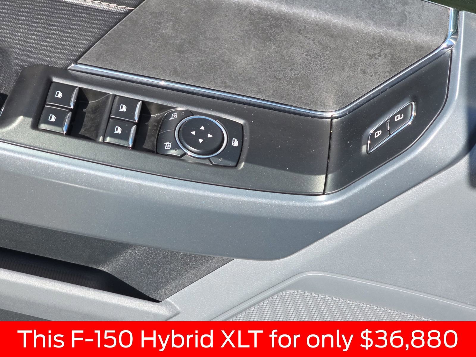 Used 2024 Ford F150 XLT w/ Mobile Office Package image 34