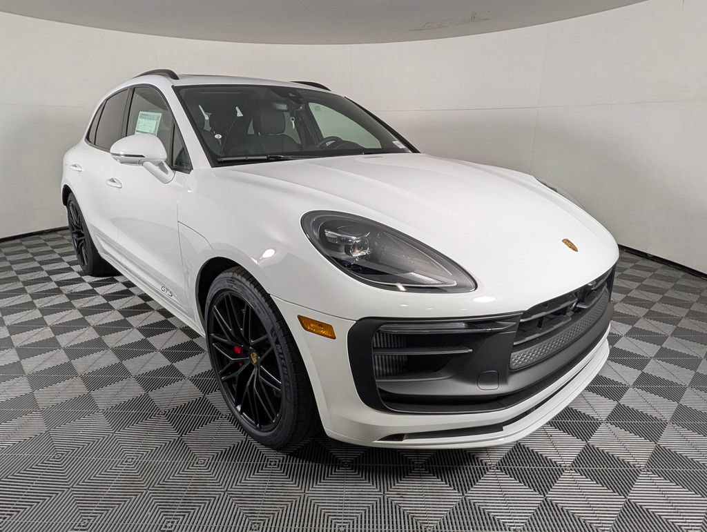 New 2026 Porsche Macan GTS AWD/4WD image 9