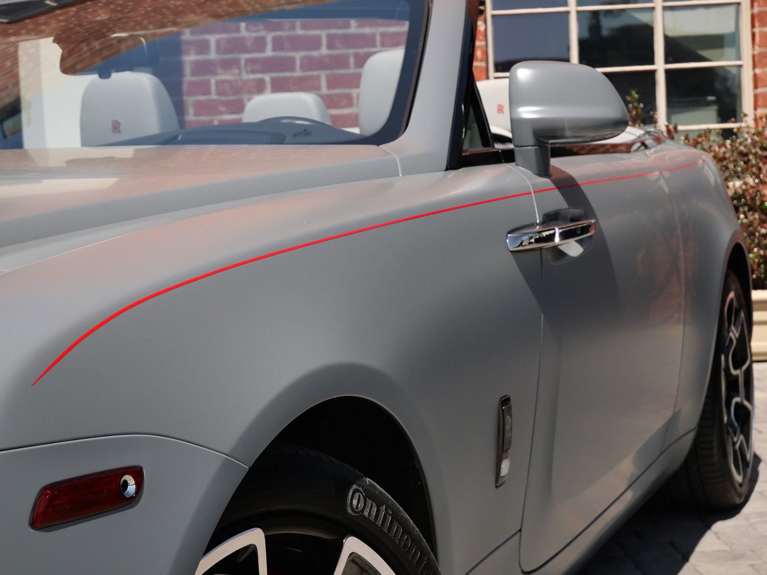 Certified 2020 Rolls-Royce Dawn RWD image 13