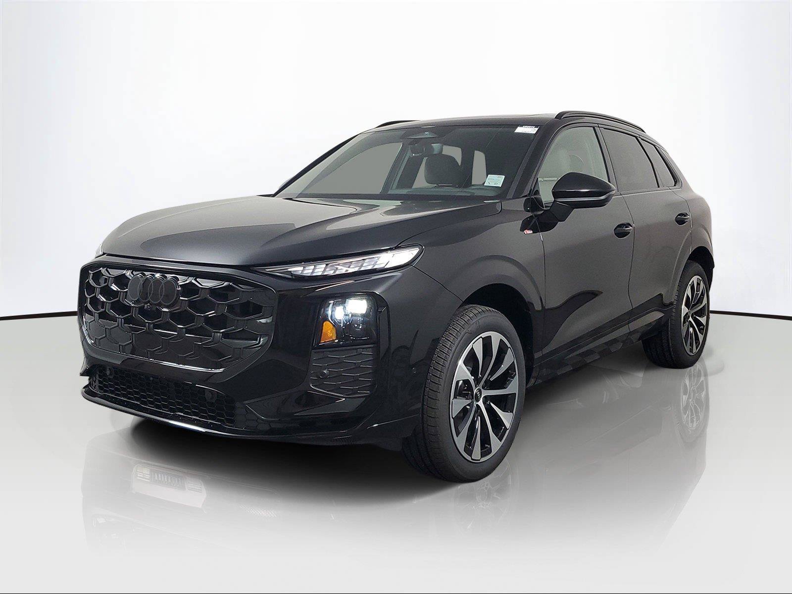 New 2026 Audi Q3 quattro 2.0T AWD/4WD image 3