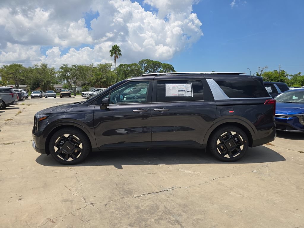 New 2027 Kia Carnival EX FWD image 5