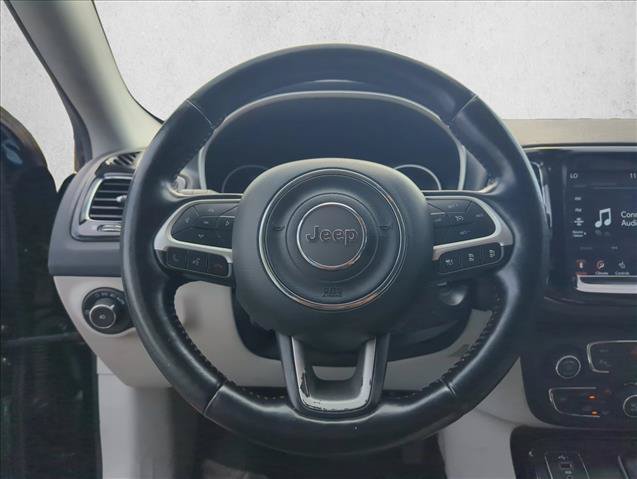 Used 2021 Jeep Compass Limited w/ Elite Exterior Group FWD image 13